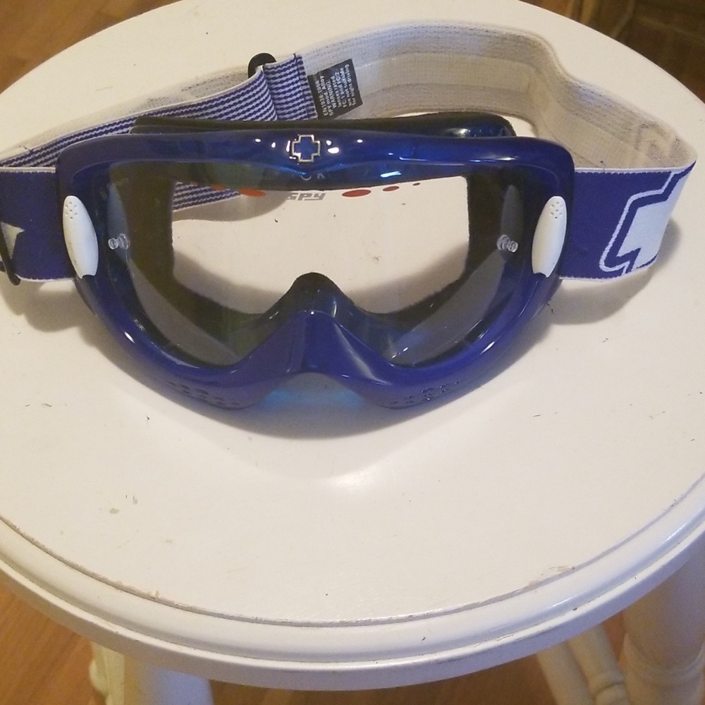 Spy snow goggles
